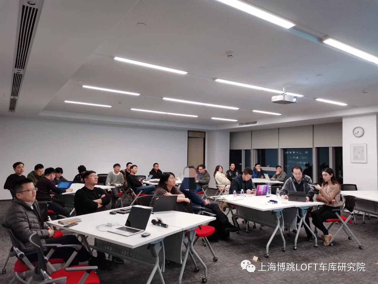丹东杭州LOFT车库专题会
